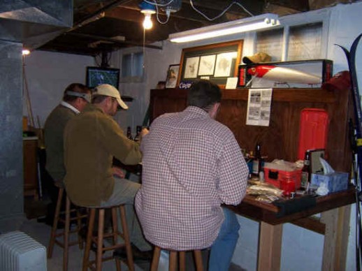 man_cave_-_tying_flies_for_the_2008_season